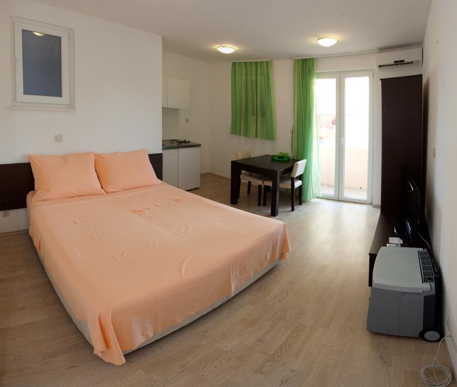 Apartments Klara Split Zimmer foto